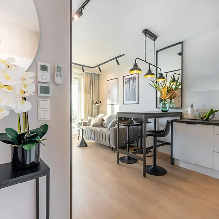 Ferienwohnung Tree Crown Sea Side Rogowo Pearl Exterior foto