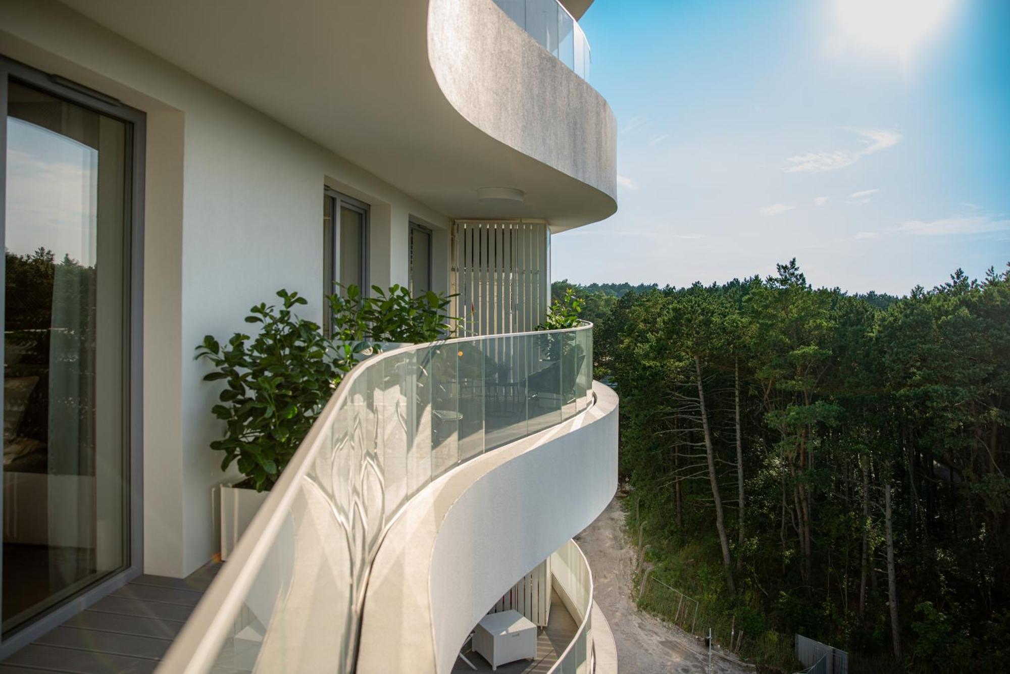Apartment Tree Crown Sea Side Rogowo Pearl