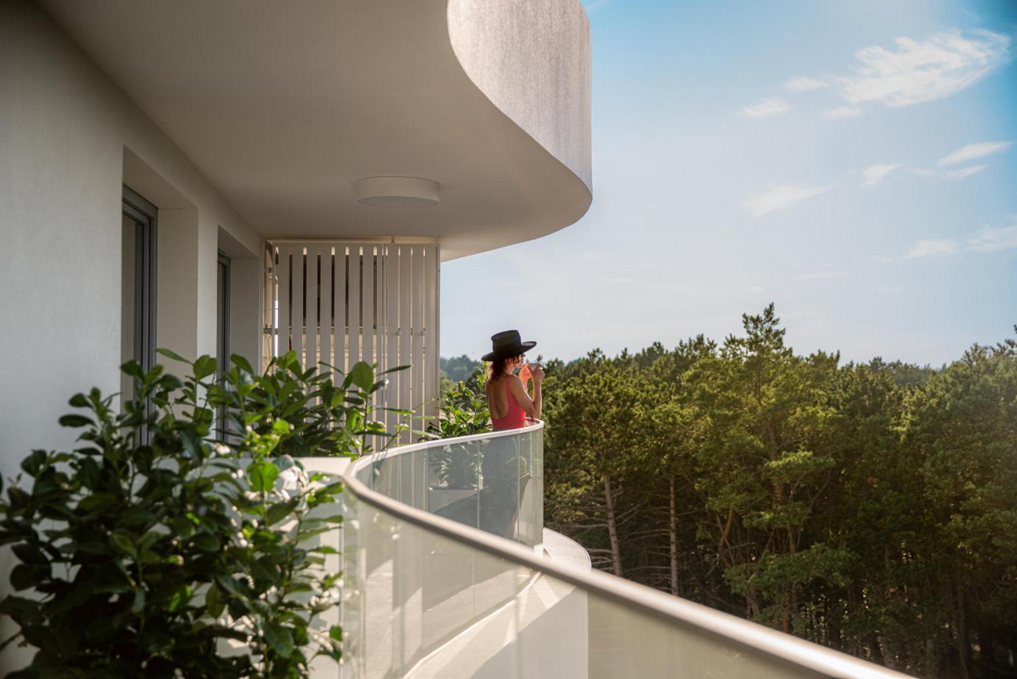 Tree Crown Sea Side Rogowo Pearl Apartment